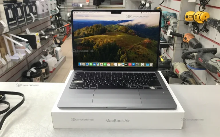 MacBook Air M2 2022