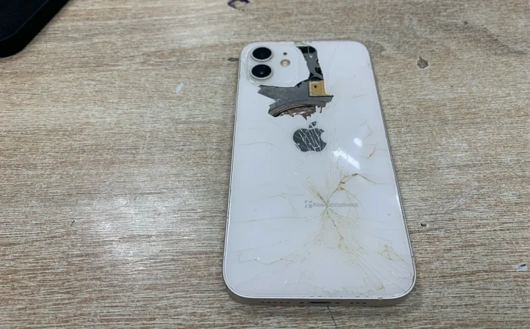 Apple iPhone 12 4/128 ГБ