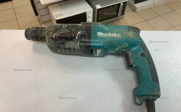 Перфоратор Makita HR2450