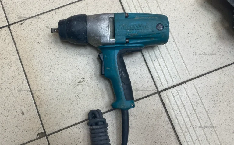 Гайковерт makita TW0350