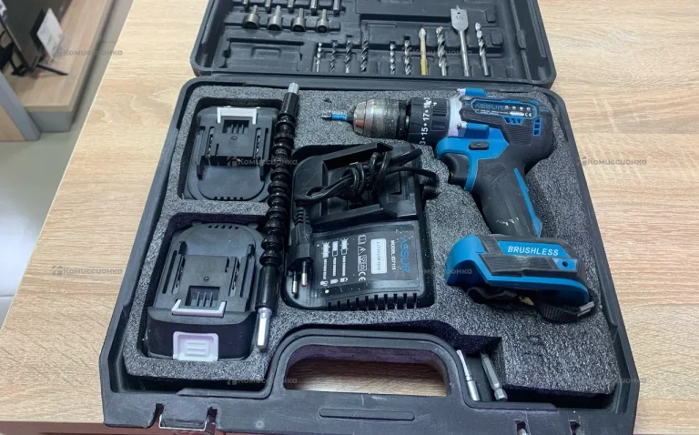 Шуруповерт assur D18