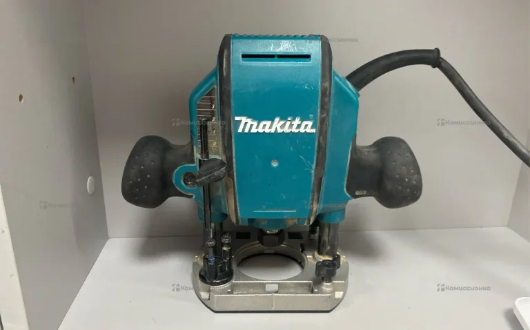 Фрезер makita RP0900