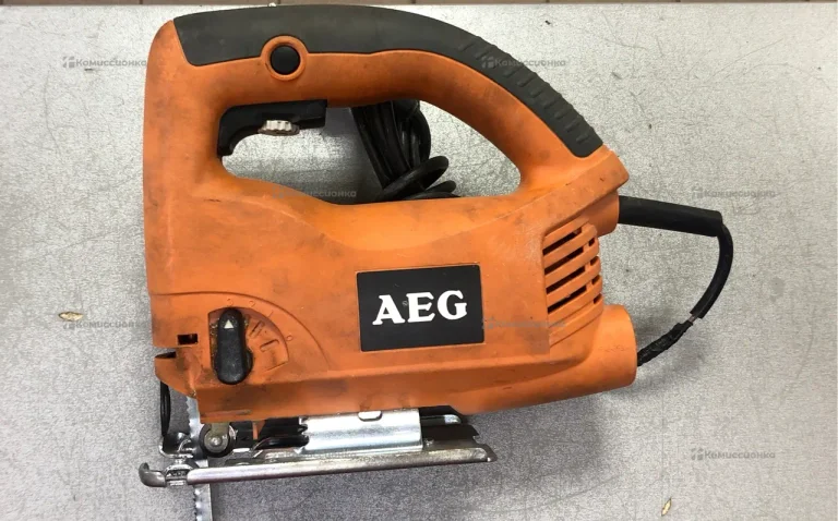 Лобзик AEG step 70