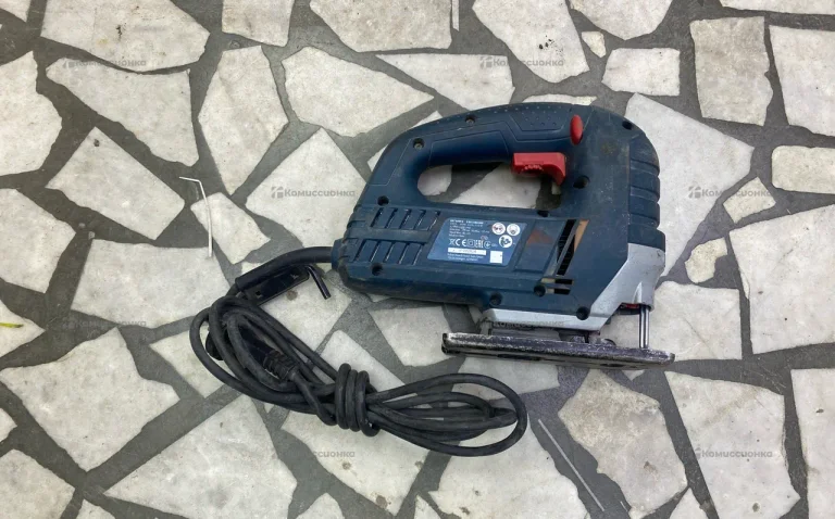 Электролобзик Bosch GST 8000e