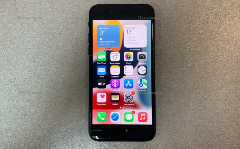 Apple iPhone 7 2/32 ГБ