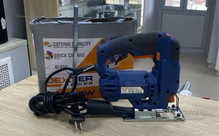 Лобзик Dexter NC600JS