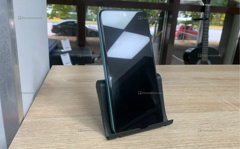 Tecno Spark Go 4/64 ГБ