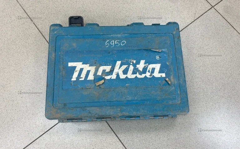 Перфоратор Makita HR2470