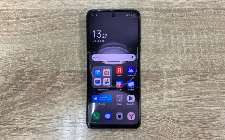 Tecno Spark 30 8/256 ГБ