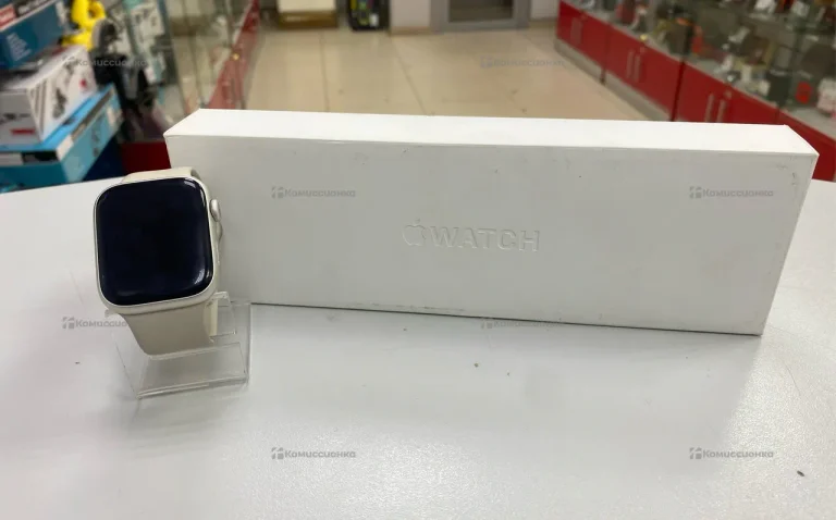 Часы  Apple wotch 9