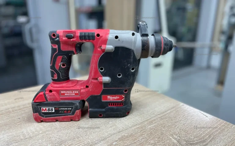 Перфоратор Milwaukee m88