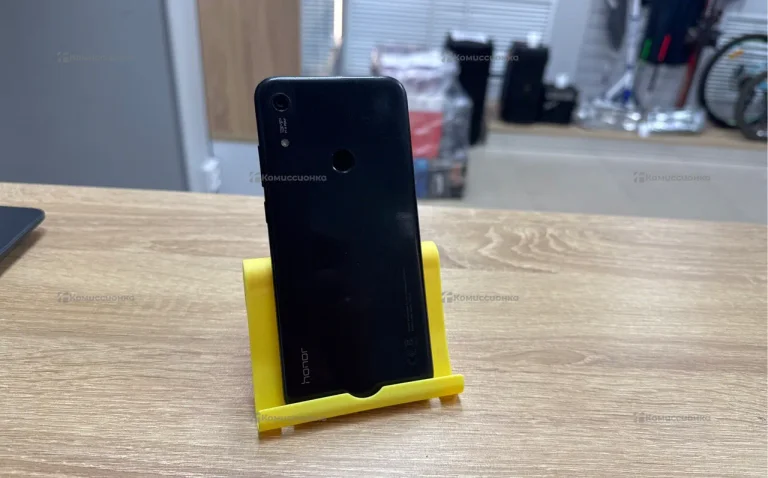 Honor 8A 2/32Gb