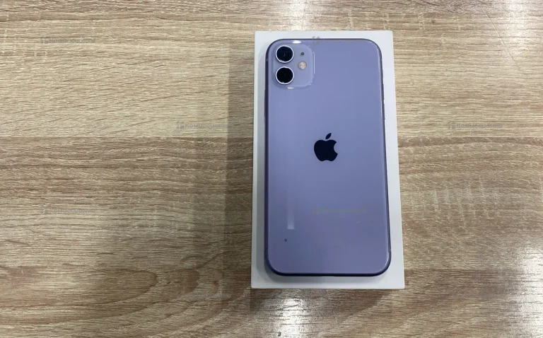Apple iPhone 11 4/64 ГБ