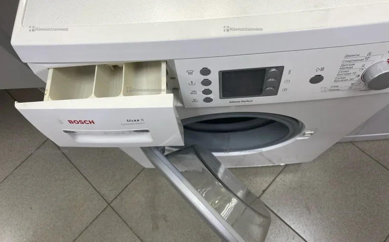 Стиральная машина Bosch 5 kg 1000ob