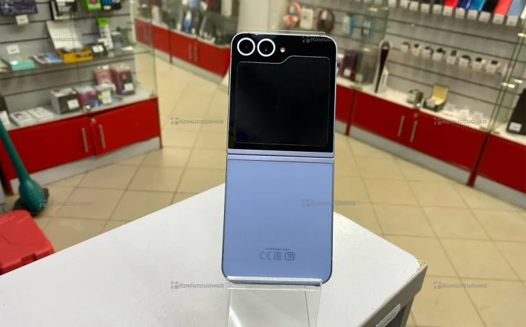 Samsung Galaxy Z Flip 6 12/256Gb