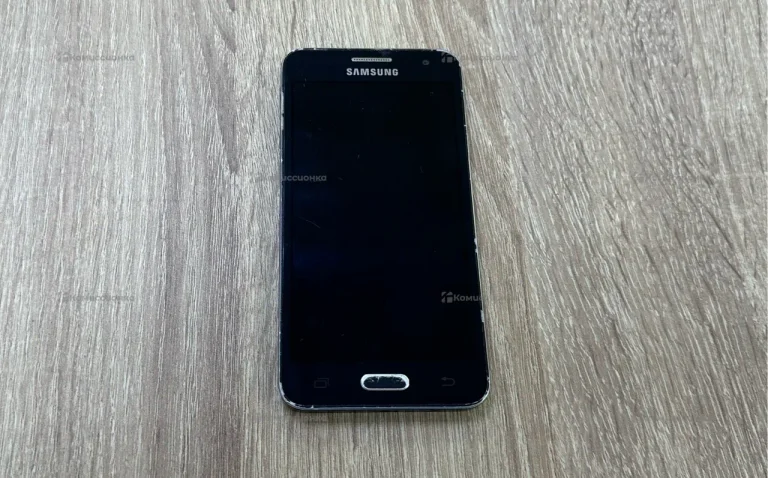 Samsung Galaxy A3 1/16 ГБ