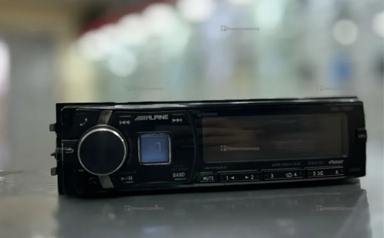 Автомагнитола  alpine CDE-1788T