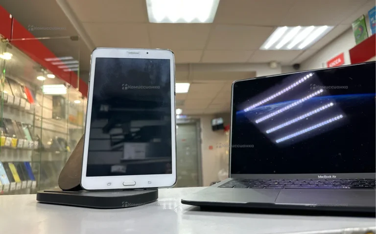 Планшет Samsung Galaxy tab 4.8.0 sm-t335 16gb