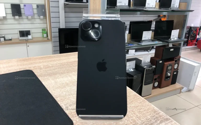 Apple iPhone 15 6/128 ГБ