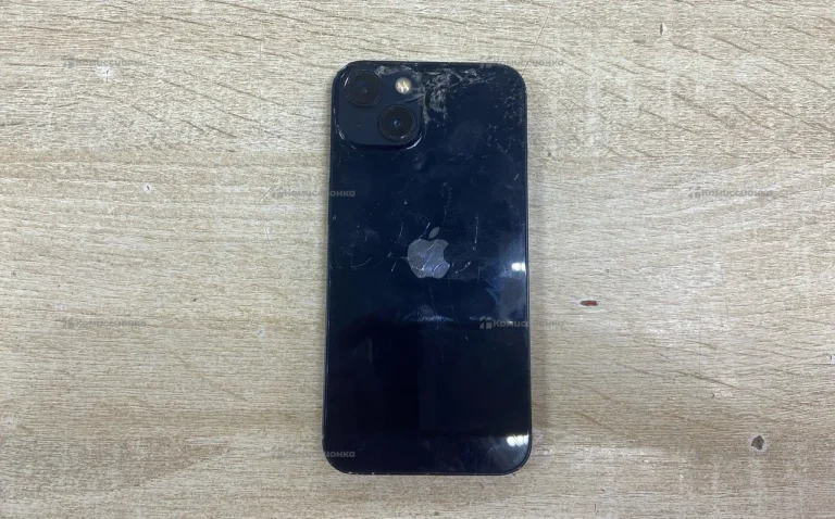Apple iPhone 13 4/128 ГБ