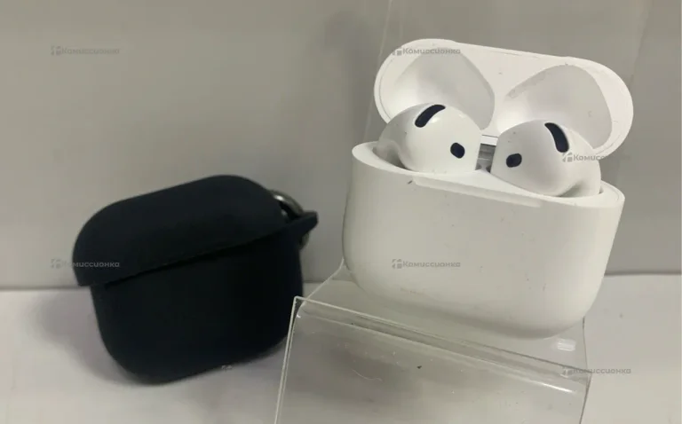 Наушники  AirPods 4