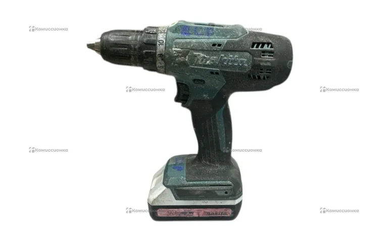 Аккумуляторная дрель-шуруповерт Makita DF488DWE