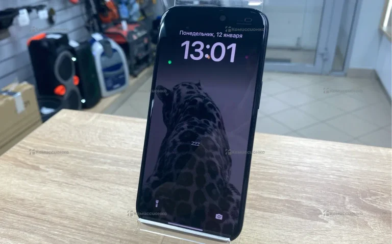 Apple iPhone 15 6/128 ГБ