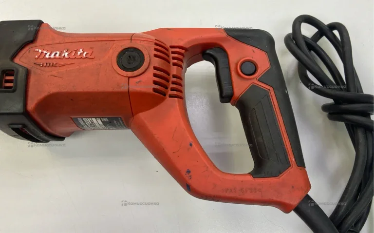 Сабельная пила Makita M4501 1010 Вт