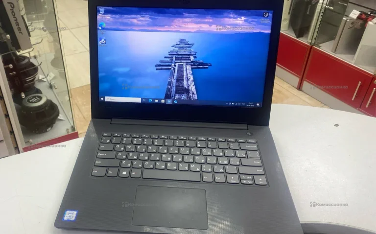 Ноутбук  Lenovo