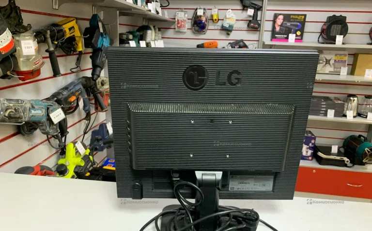 Монитор LG Flatron L1918S-BN
