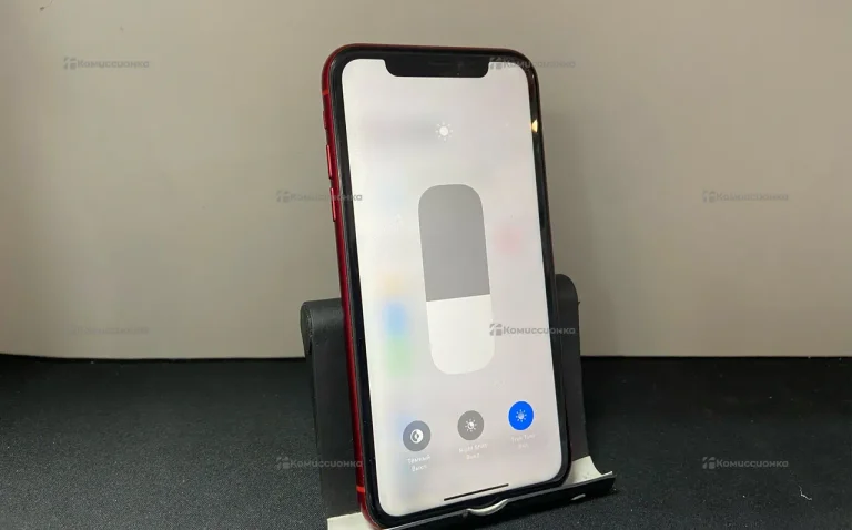 Apple iPhone XR 3/128 ГБ