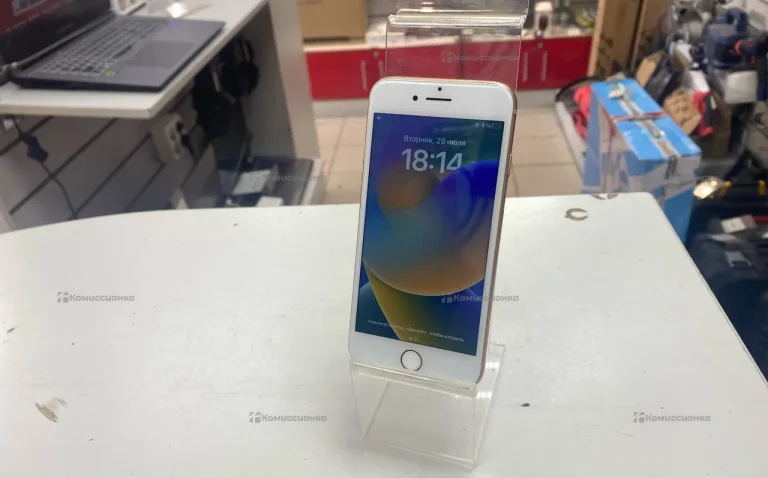 Apple Iphone 8 64 ГБ