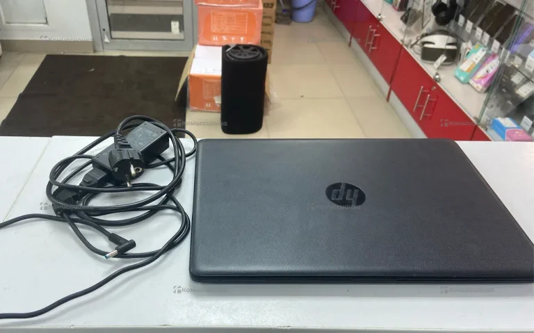 Ноутбук HP 14-cm0502ur