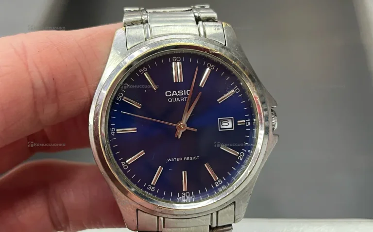 Часы  Casio Quartz