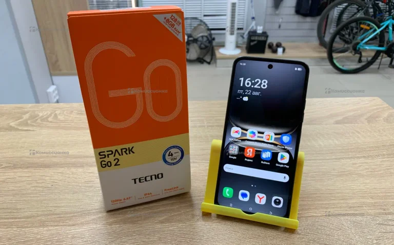 Tecno Spark Go 2 4/128 Гб