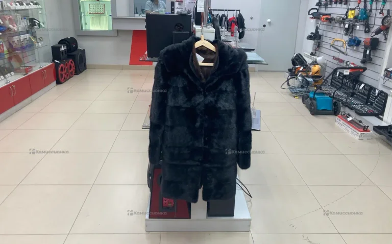 Шуба норковая 46р