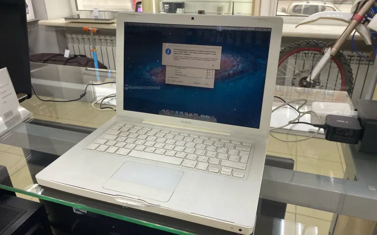 Ноутбук MacBook OS X Lion 10.7.5