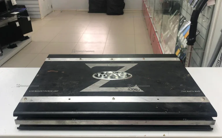 Усилитель  mac 4200