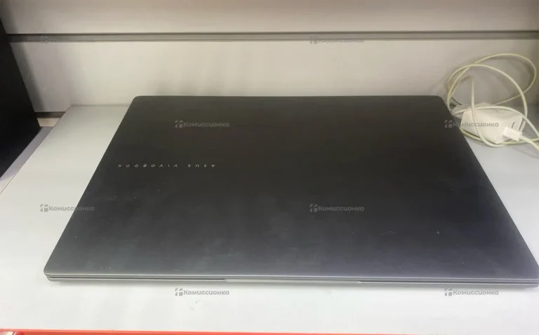 Ноутбук Asus VivoBook S3607V