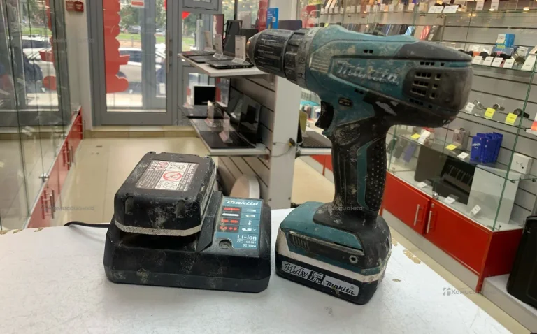 Дрель-шуруповерт makita DF347D