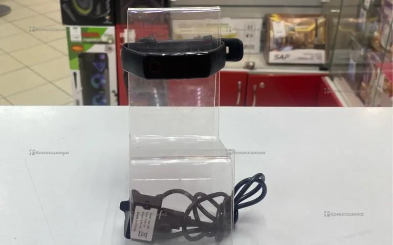 Часы  honor band 4
