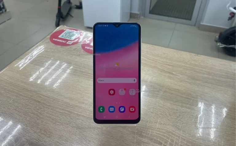 Samsung Galaxy A30s 3/32 ГБ