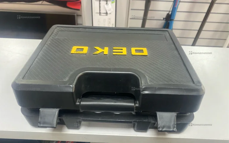 шуруповерт DKCD20FU-Li