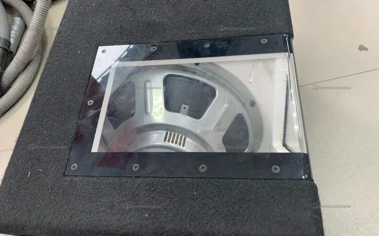Сабвуфер   JBL GT-12BP