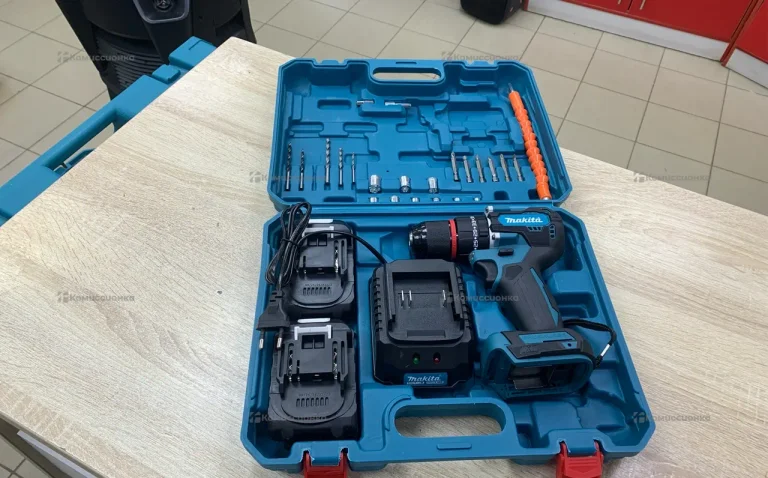 Аккумуляторный шуруповерт Makita реплика