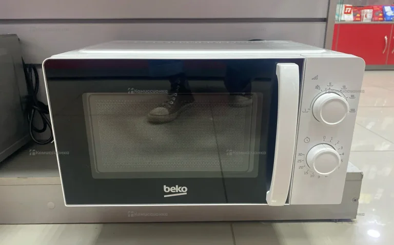 Микроволновая печь Beko MOC 20100 W1