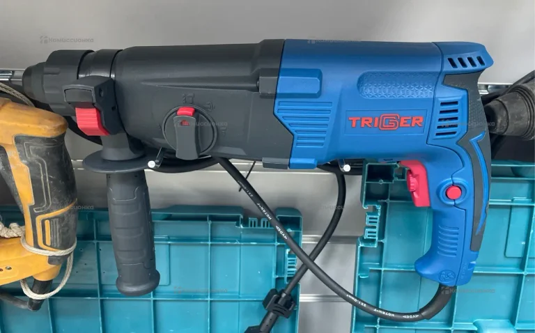 Triger перфоратор 900 ват
