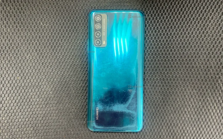 Huawei P smart 2021 4/128 ГБ