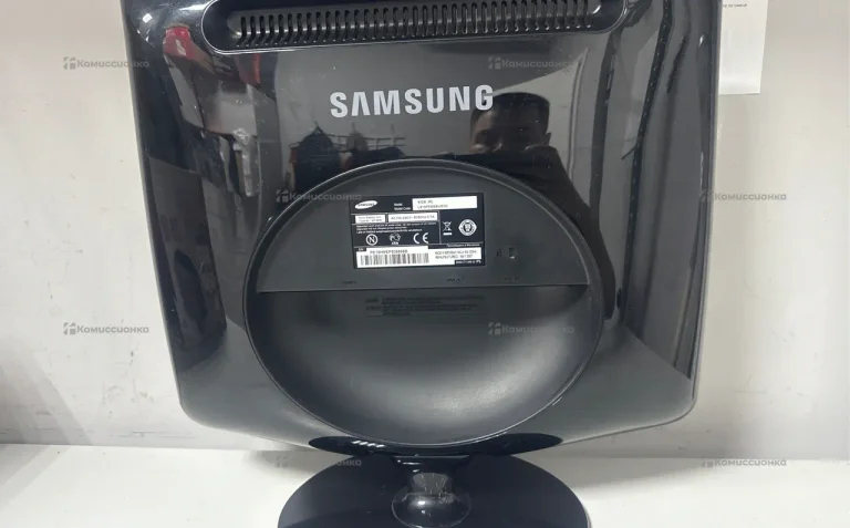 Монитор Samsung gh19ps