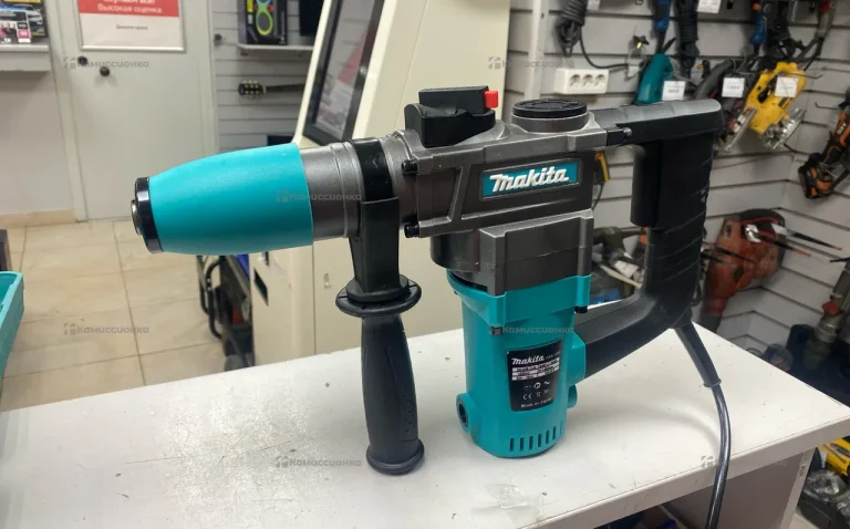 перфоратор DXR 2000